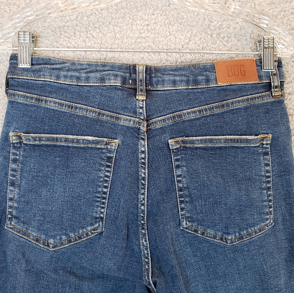 BDG Urban Outfitter Pine Med Wash Denim Stretch Bermuda Cut Off Jean Short Sz 31 - Picture 10 of 11